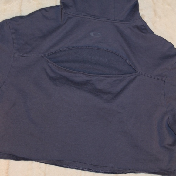 Oakley cropped hoodie - Picture 3 of 3
